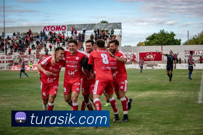 意大利2000欧洲杯半决赛点球大战胜荷兰 确定决赛席位并冲击冠军